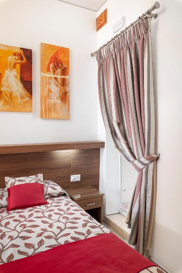 Quayside Apartments Марсашлокк Экстерьер фото